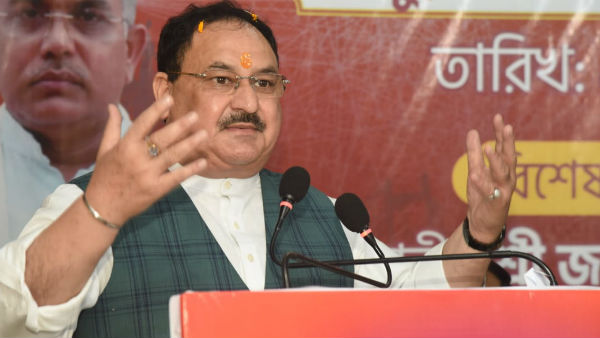 অভিষেক বন্দ্যোপাধ্যায়ের সঙ্গে জ্যোতির্ময় বসুর তুলনা অভিষেক বন্দ্যোপাধ্যায়ের সঙ্গে জ্যোতির্ময় বসুর তুলনা