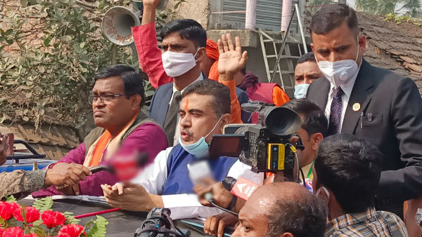 মিছিলের বহরে খুশি শুভেন্দু মিছিলের বহরে খুশি শুভেন্দু