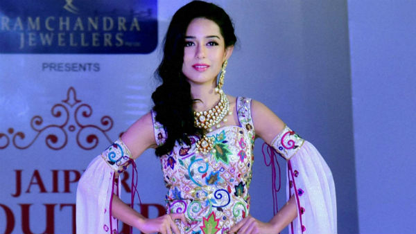 অমৃতা রাও ও আর জে অনমোল অমৃতা রাও ও আর জে অনমোল