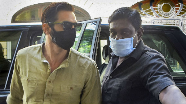 গ্রেফতার হতে পারেন অর্জুন