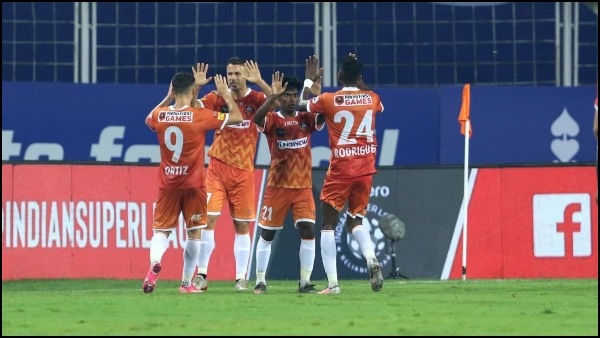 প্রথমার্ধে ১-০ গোলে এগিয়ে যায় গোয়া প্রথমার্ধে ১-০ গোলে এগিয়ে যায় গোয়া
