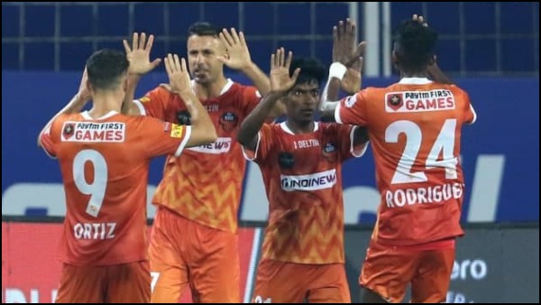 আইএসএল ২০২০-২১ : এফসি গোয়া ও চেন্নাইইনের মধ্যে হাড্ডাহাড্ডি লড়াই, প্রথমার্ধে ফলাফল ১-১ আইএসএল ২০২০-২১ : এফসি গোয়া ও চেন্নাইইনের মধ্যে হাড্ডাহাড্ডি লড়াই, প্রথমার্ধে ফলাফল ১-১