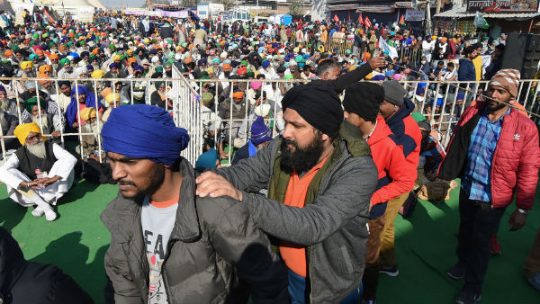 কোমর বেঁধে ময়দানে গোয়েল! কোমর বেঁধে ময়দানে গোয়েল!