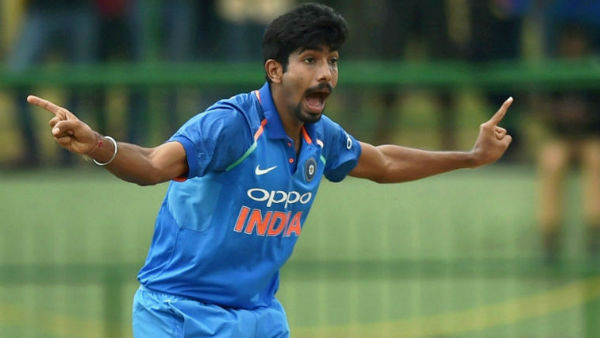 বোলিং বিভাগে কারা