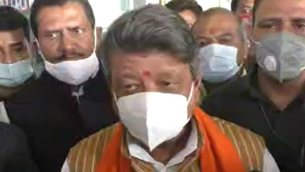 সরকারের দুই কেন্দ্র বিন্দু সরকারের দুই কেন্দ্র বিন্দু