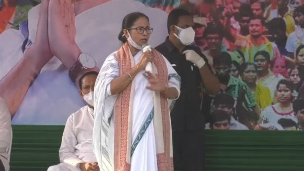  বহিরাগতরা জানে না শান্তিনিকেতন সম্পর্কে