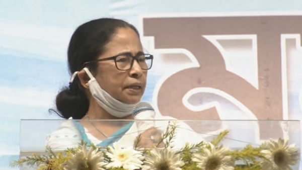 মুখ্যমন্ত্রীর সভা শেষ হতে না হতেই পদত্যাগ