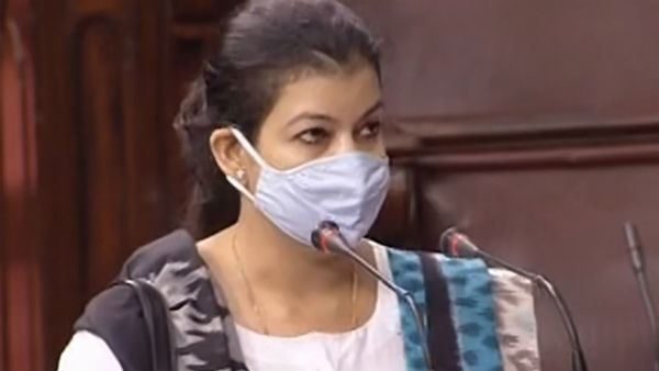 বৈঠক চলাকালীনই প্রশ্ন উঠল সাবিত্রী মিত্রের ভূমিকায়