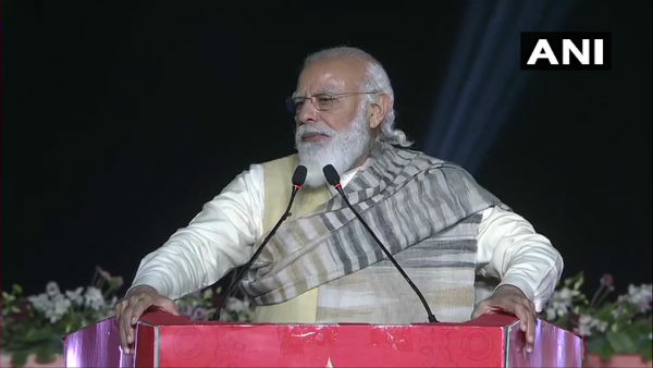 'বাংলা গুজরাত হতে দেব না' ও মোদীর শক্তিশেল