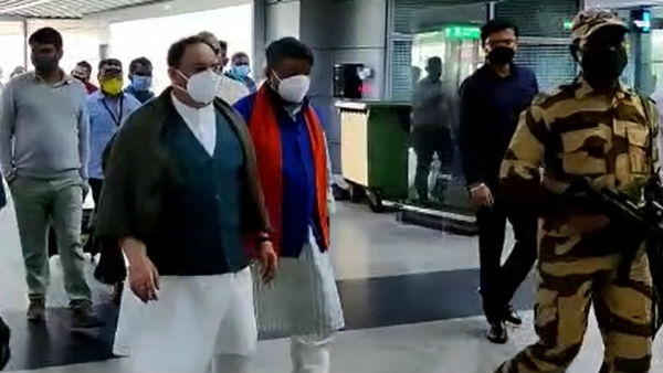 অভিষেকের কেন্দ্রেও সফর