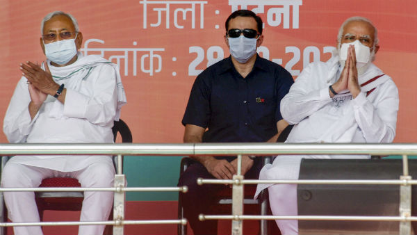 নিউ মেকার ২০২০: ক্ষমতার মোহ, জনসমর্থন হারিয়েও মুখ্যমন্ত্রী নীতীশ, বছর শেষেও ভেসে থাকলেন খবর 