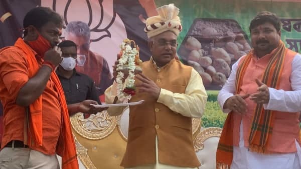 বামেদের থেকে বড় ভুল করেছিলেন মমতা