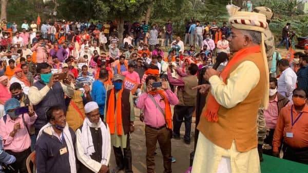 চাষে মুনাফা লুটছে দালালরা