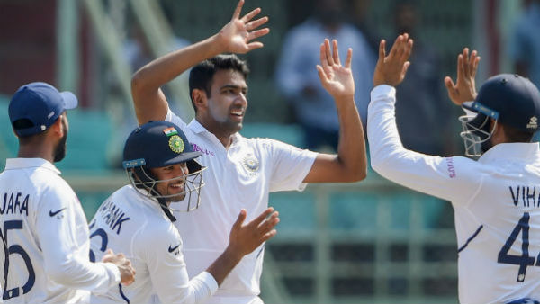 বর্ডার-গাভাসকর ট্রফিতে তৃতীয় বোলার