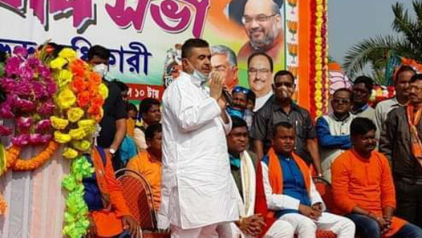 দেড়জন রয়ে যাবেন গোটা তৃণমূল পার্টিতে দেড়জন রয়ে যাবেন গোটা তৃণমূল পার্টিতে