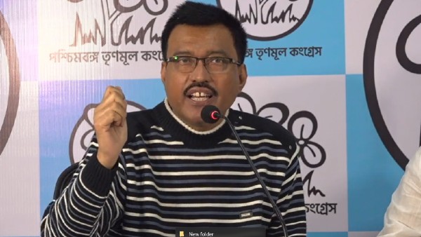 বাংলাকে আমরা দুর্বৃত্তের হাত থেকে বাঁচাতে তৃণমূলে বাংলাকে আমরা দুর্বৃত্তের হাত থেকে বাঁচাতে তৃণমূলে
