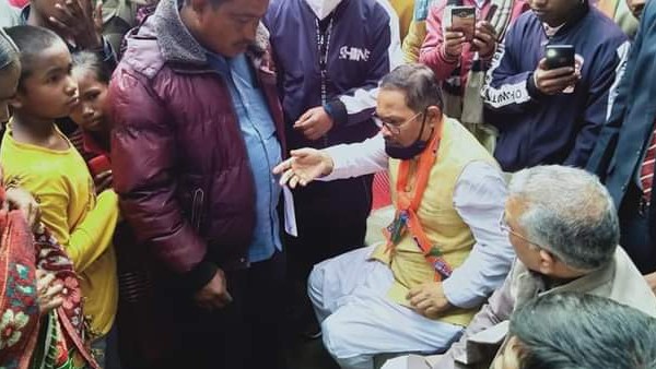  গুলি মেরে নিজেদের লোককে মেরেছে