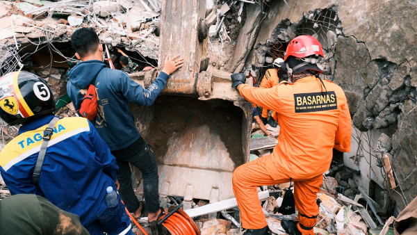 কী কারণে ভূমিকম্প প্রবণ ফিলিপিন্স