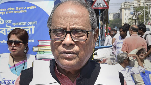 লাল পতাকায় মুড়ে জনসংযোগে অশোক