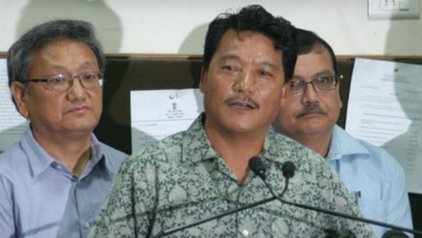 গুরুংয়ের সঙ্গে মন থেকে বন্ধুত্ব করেছেন সাংসদ গুরুংয়ের সঙ্গে মন থেকে বন্ধুত্ব করেছেন সাংসদ