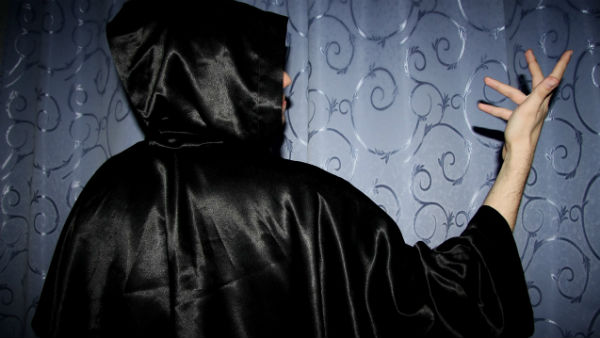 তন্ত্রসাধনায় শিশুদের ব্যবহার করার অভিযোগ উঠল কেরলে, ধৃত এক মহিলা তান্ত্রিক তন্ত্রসাধনায় শিশুদের ব্যবহার করার অভিযোগ উঠল কেরলে, ধৃত এক মহিলা তান্ত্রিক