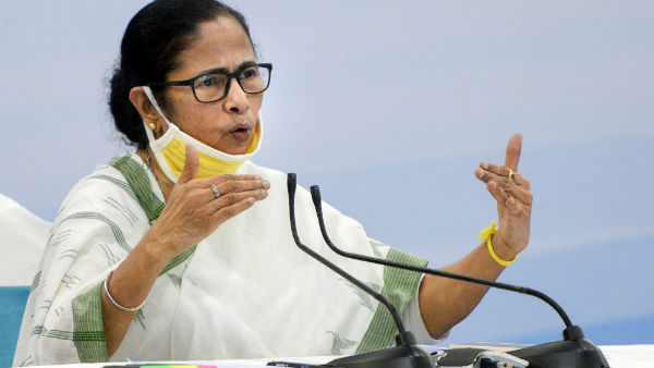 মমতা বন্দ্যোপাধ্যায় যদি নিজে ব্যাটন ধরতেন মমতা বন্দ্যোপাধ্যায় যদি নিজে ব্যাটন ধরতেন