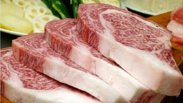 হালাল তুলে দেওয়া হয়