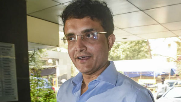 রাজনীততে সৌরভ? কী বললেন মহারাজ রাজনীততে সৌরভ? কী বললেন মহারাজ