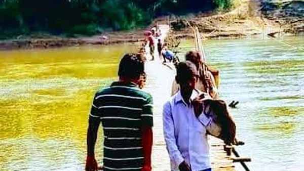 সমস্যায় গ্রামবাসীরা