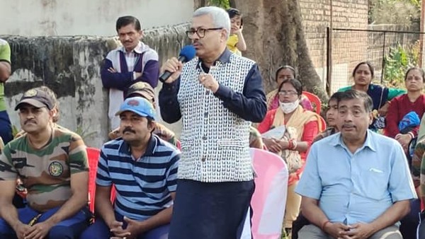ফের শুভেন্দু অধিকারীর প্রশংসা ফের শুভেন্দু অধিকারীর প্রশংসা