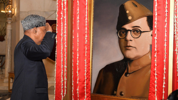 যে ছবি ঘিরে বিতর্ক