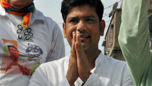 মমতা বন্দ্যোপাধ্যায়ে আস্থাশীল রাজীব-লক্ষ্মীরা মমতা বন্দ্যোপাধ্যায়ে আস্থাশীল রাজীব-লক্ষ্মীরা