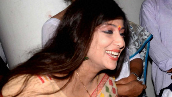 নাম না করেই অরূপ রায়কে কাঠগড়ায় তোলেন বৈশালী নাম না করেই অরূপ রায়কে কাঠগড়ায় তোলেন বৈশালী