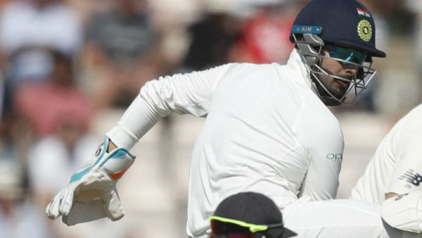 এশিয়ার প্রথম উইকেটরক্ষক