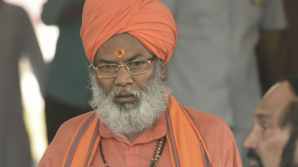 সাক্ষী মহারাজ ও বিতর্ক সাক্ষী মহারাজ ও বিতর্ক