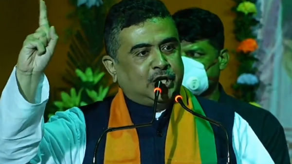 শুভেন্দু হঠাৎ প্রণব মুখোপাধ্যায়ের প্রসঙ্গ টানলেন কেন? শুভেন্দু হঠাৎ প্রণব মুখোপাধ্যায়ের প্রসঙ্গ টানলেন কেন?