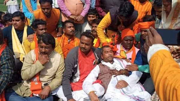সোমবার রেলডাঙায় রথযাত্রায় বাধা দিয়েছিল পুলিশ
