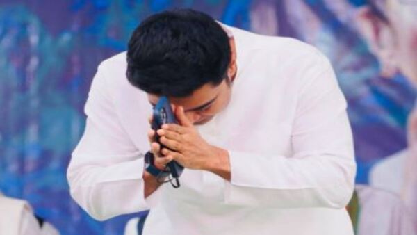 চা-শ্রমিকদের পাশে দাঁড়িয়েছেন একা মমতাই