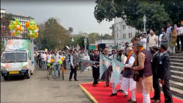 সাইকেল ব়্যালির সূচনা সাইকেল ব়্যালির সূচনা