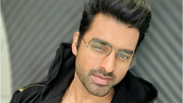  রাজনীতি ও সহকর্মী