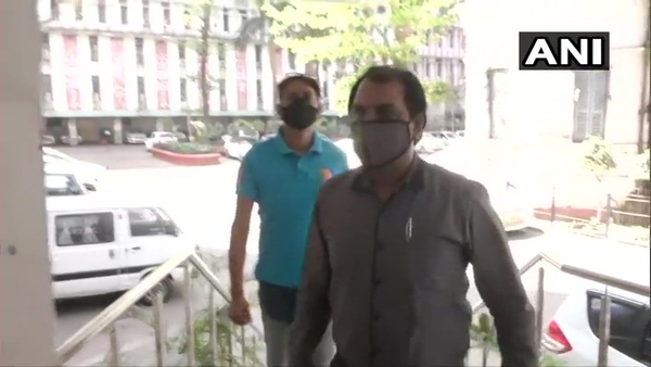 শনিবার হাজিরা নিজাম প্যালেসে শনিবার হাজিরা নিজাম প্যালেসে