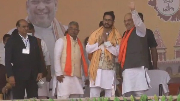  অভিষেককে নিশানা