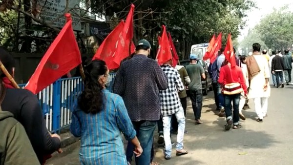 সরব বুদ্ধিজীবীদের একাংশ সরব বুদ্ধিজীবীদের একাংশ