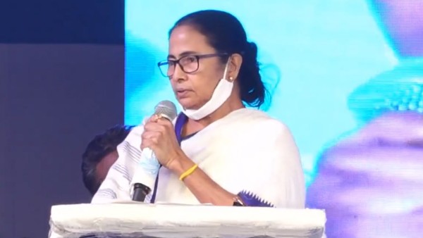 রাজীবের বিজেপিতে যোগ নিয়ে মুখ খুলেছেন মমতা রাজীবের বিজেপিতে যোগ নিয়ে মুখ খুলেছেন মমতা