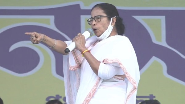 আমাদের দলে বুথ কর্মীরাই নেতা, বললেন মমতা আমাদের দলে বুথ কর্মীরাই নেতা, বললেন মমতা