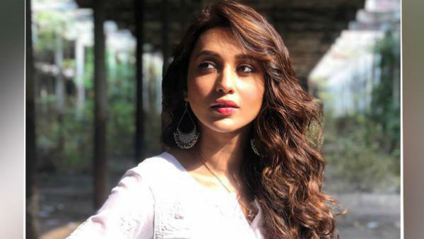 শাস্ত্রী ভার্সেস শাস্ত্রী শাস্ত্রী ভার্সেস শাস্ত্রী