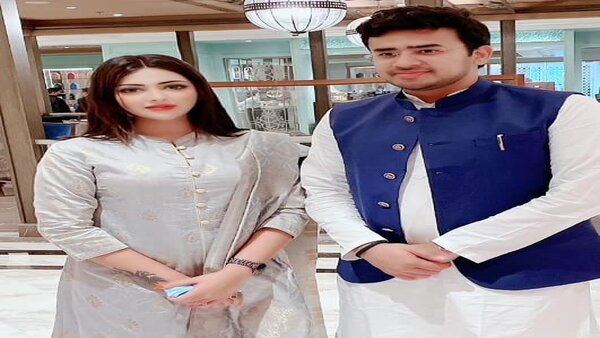 বিজেপির পদাধিকারীও হয়ে যান পামেলা বিজেপির পদাধিকারীও হয়ে যান পামেলা