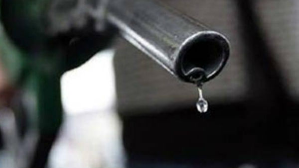 পেট্রোলের দাম প্রতি লিটারে বেড়েছে ২৫ পয়সা পেট্রোলের দাম প্রতি লিটারে বেড়েছে ২৫ পয়সা