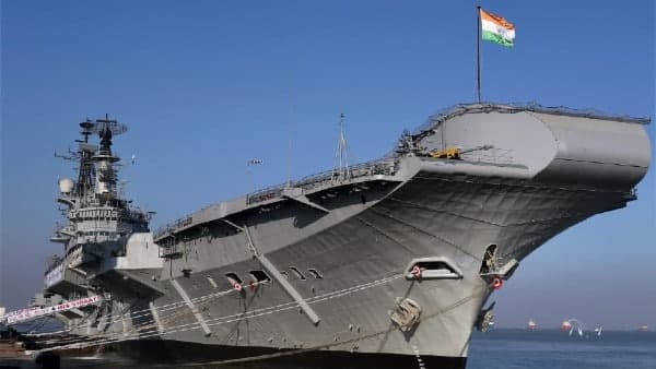 ২০১৬ সালের ২৩ জুলাই শেষবার যাত্রা করেছিল আইএনএস বিরাট
