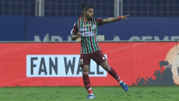 পাঁচ মিনিটের মাথাতেই বক্সে ঢুকে যান রয় কষ্ণ